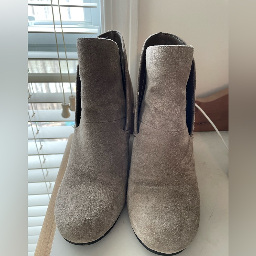 Women’s booties